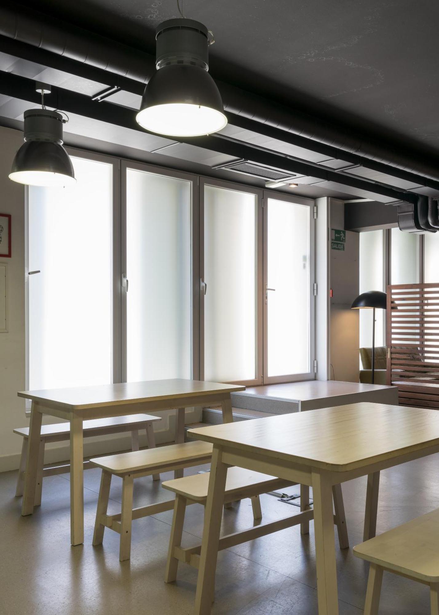 Ganbara Hostel Bilbao Exteriör bild